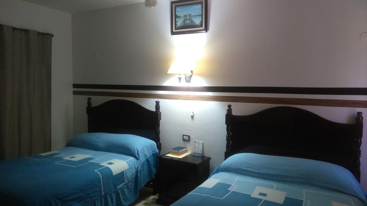 Hotel Claudia Macuspana ภายนอก รูปภาพ